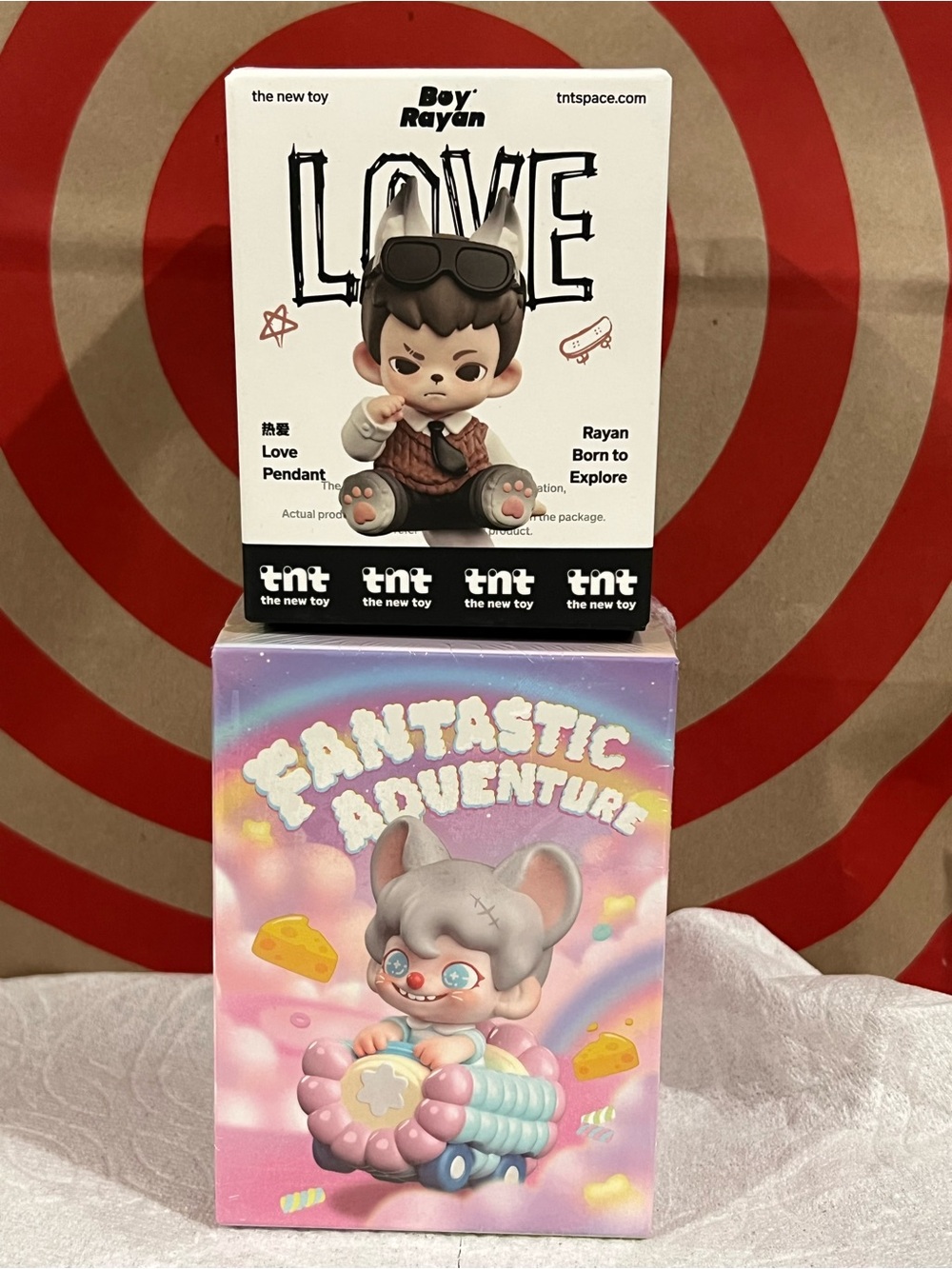 tnt Rayan Love Pendant Collectible Vinyl Figure - Brown